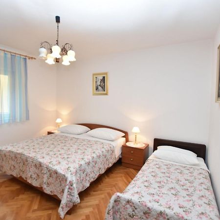 Apartment Moric Trogir Quarto foto